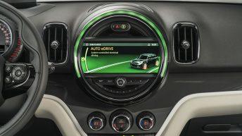 MINI Cooper S E Countryman All4 - Nueva pantalla táctil