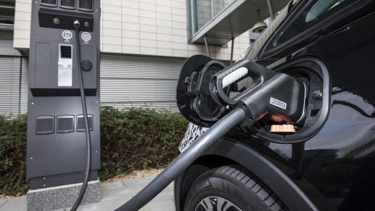 Con una recarga total, el Opel Ampera-e puede llegar a ofrecer más de 500 km de autonomía.