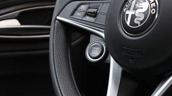 Alfa Romeo Giulia boton arranque