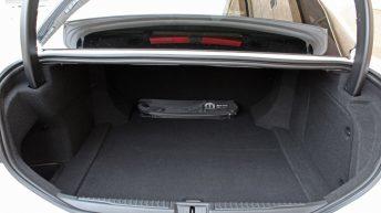 Alfa Romeo Giulia maletero