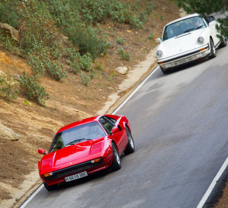 Ferrari 308 GTBi y Porsche 911 SC