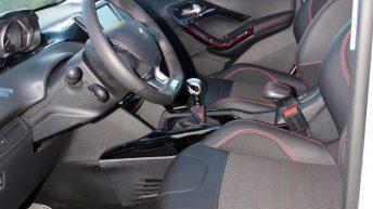 Peugeot 2008 GT Line 1.2 Puretech 130 CV