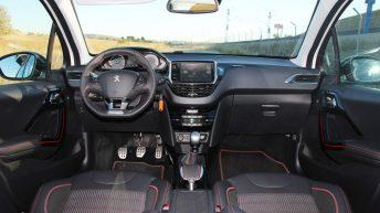 Peugeot 2008 GT Line 1.2 Puretech 130 CV