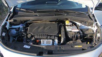 Peugeot 2008 GT Line 1.2 Puretech 130 CV