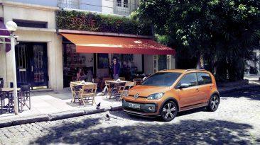 Volkswagen cross up! 2017