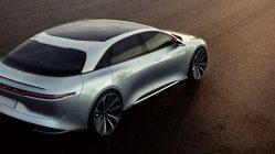 Lucid Air trasera