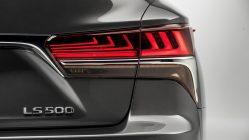 Lexus LS 2018
