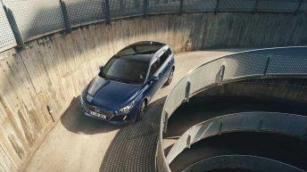 Racional, conectado y dinámico, así es el Hyundai i30 2017