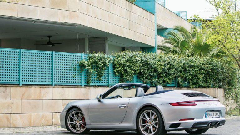 Porsche 911 Carrera 4S Cabriolet