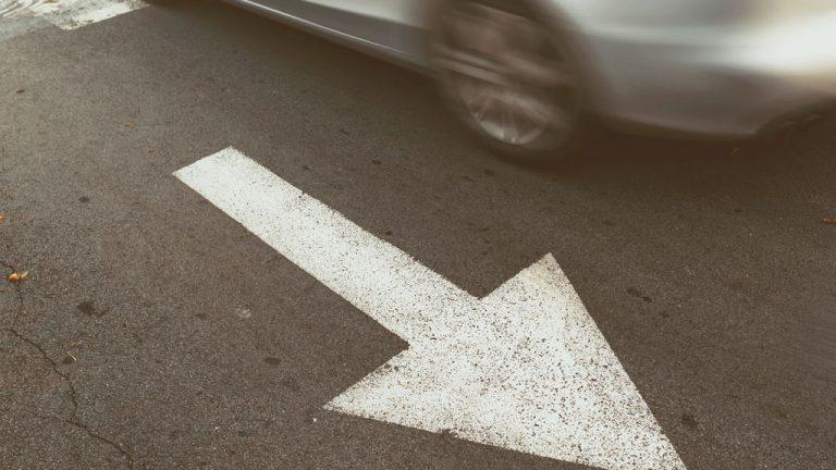 conducir dirección contraria