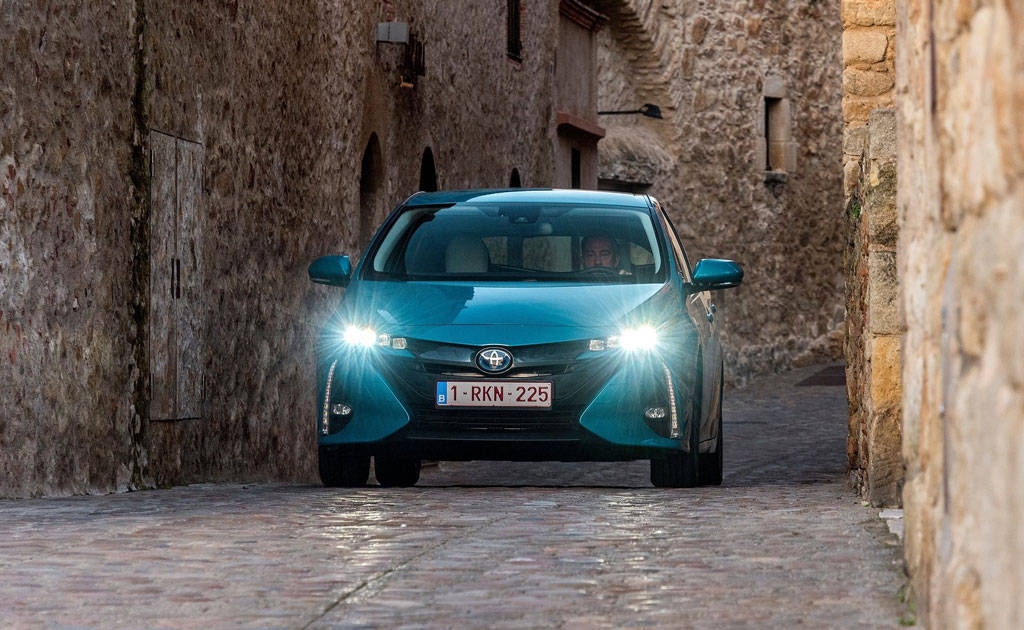 toyota prius plug-in hibrido enchufable 2017