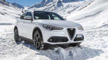 Alfa Romeo Stelvio 2017
