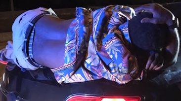 Borracho dormido maletero