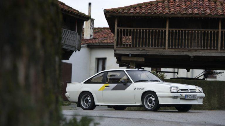 Opel Manta GSI