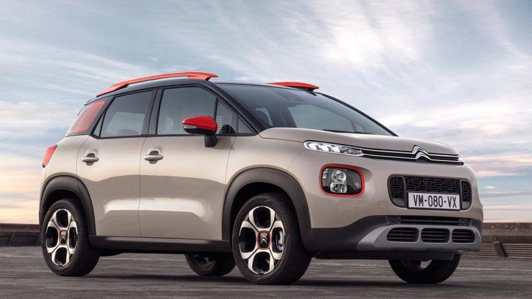 vista lateral delantera del Citroen C3 Aircross