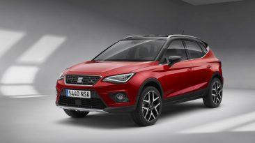 SEAT Arona 2018 tres cuartos delantero rojo