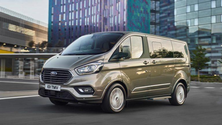 Ford Tourneo Custom delantera