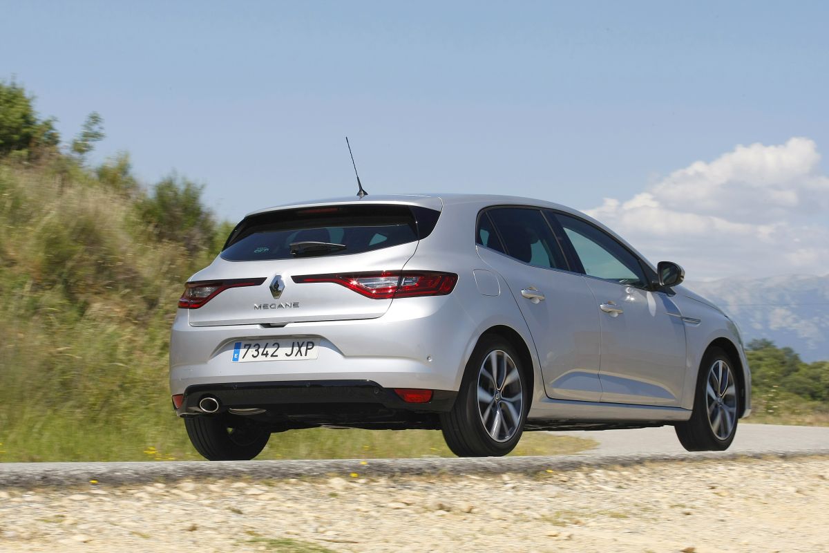 Renault Mégane 1.5 dCi 110 CV trasera