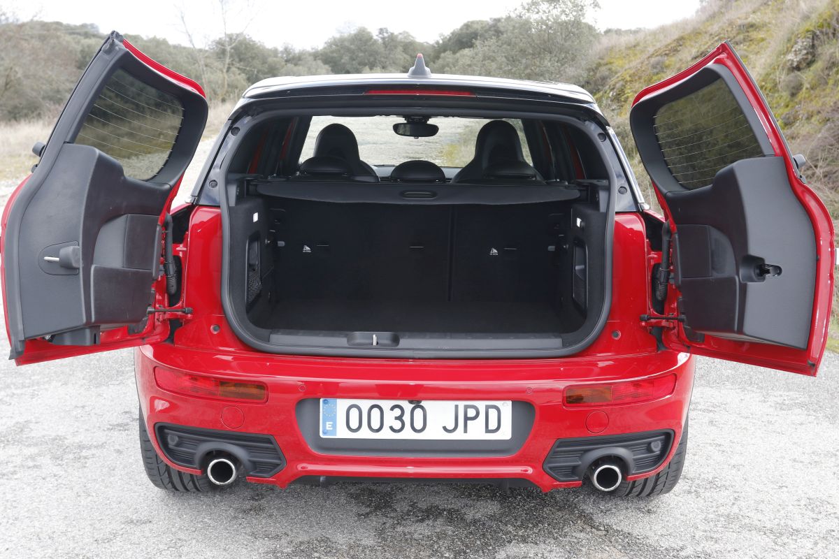 MINI Cooper S Clubman maletero