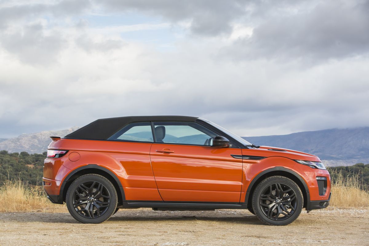 Range Rover Evoque Convertible 2.0L TD4 180 CV lateral con capota