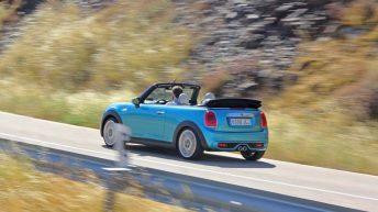 Prueba MINI Cooper S Cabrio - Trasera en movimiento