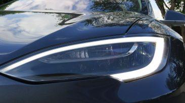 Tesla Model S P100D faro