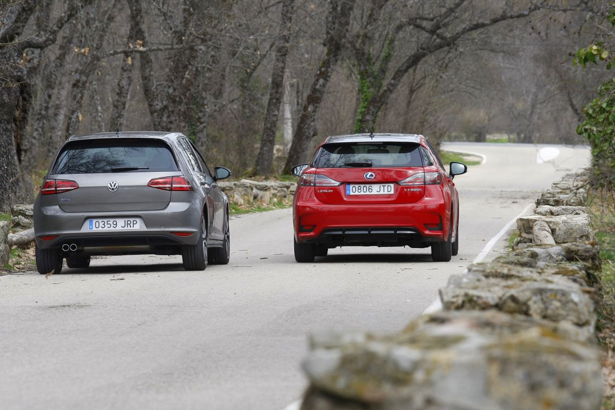 Volkswagen Golf GTE o Lexus CT 200h