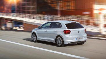 Volkswagen Polo 2017 trasera movimiento