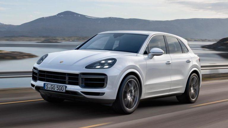 Porsche Cayenne Turbo delantera movimiento