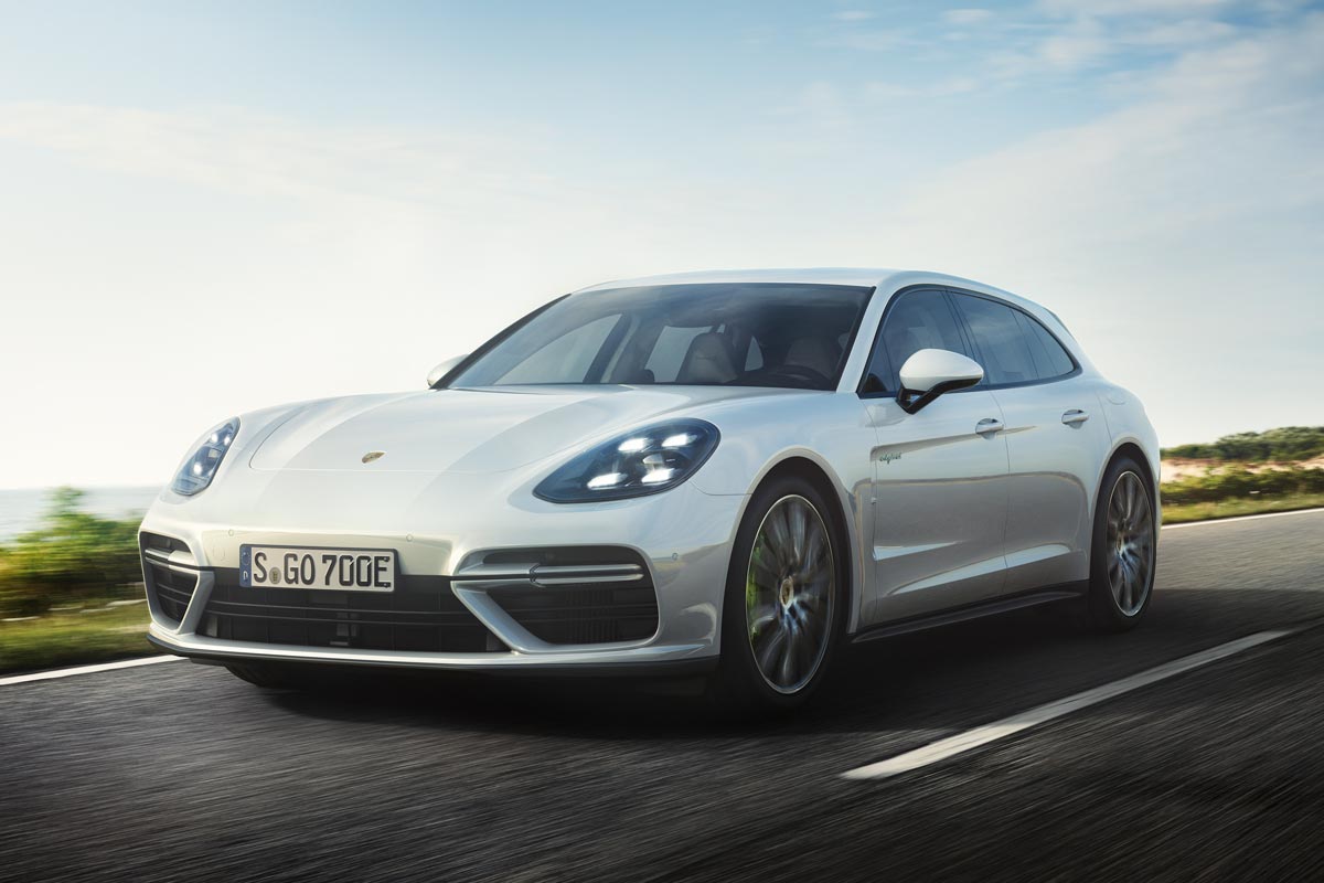 Porsche Panamera Turbo S E-Hybrid Sport Turismo delantera movimiento