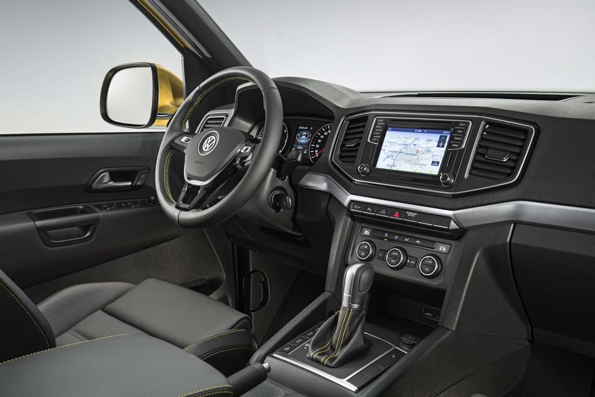 Volkswagen Amarok Aventura Exclusive interior