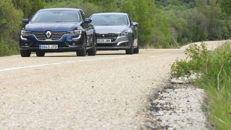 Peugeot 508 2.0 BlueHDi 180 o Renault Talisman dCi 160. Los dos en movimiento