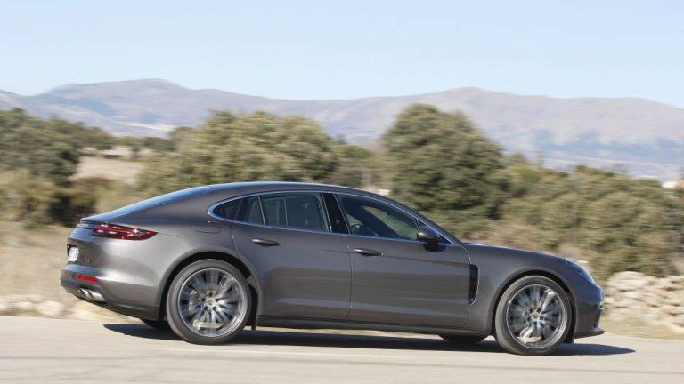 Porsche Panamera 4S Diesel barrido a derecha