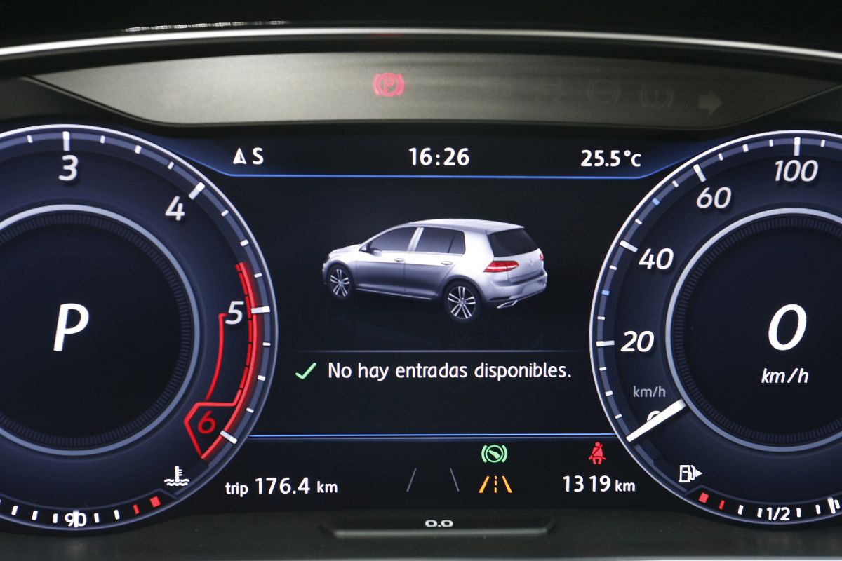 Volkswagen Golf GTD DSG 7 digital cockpit