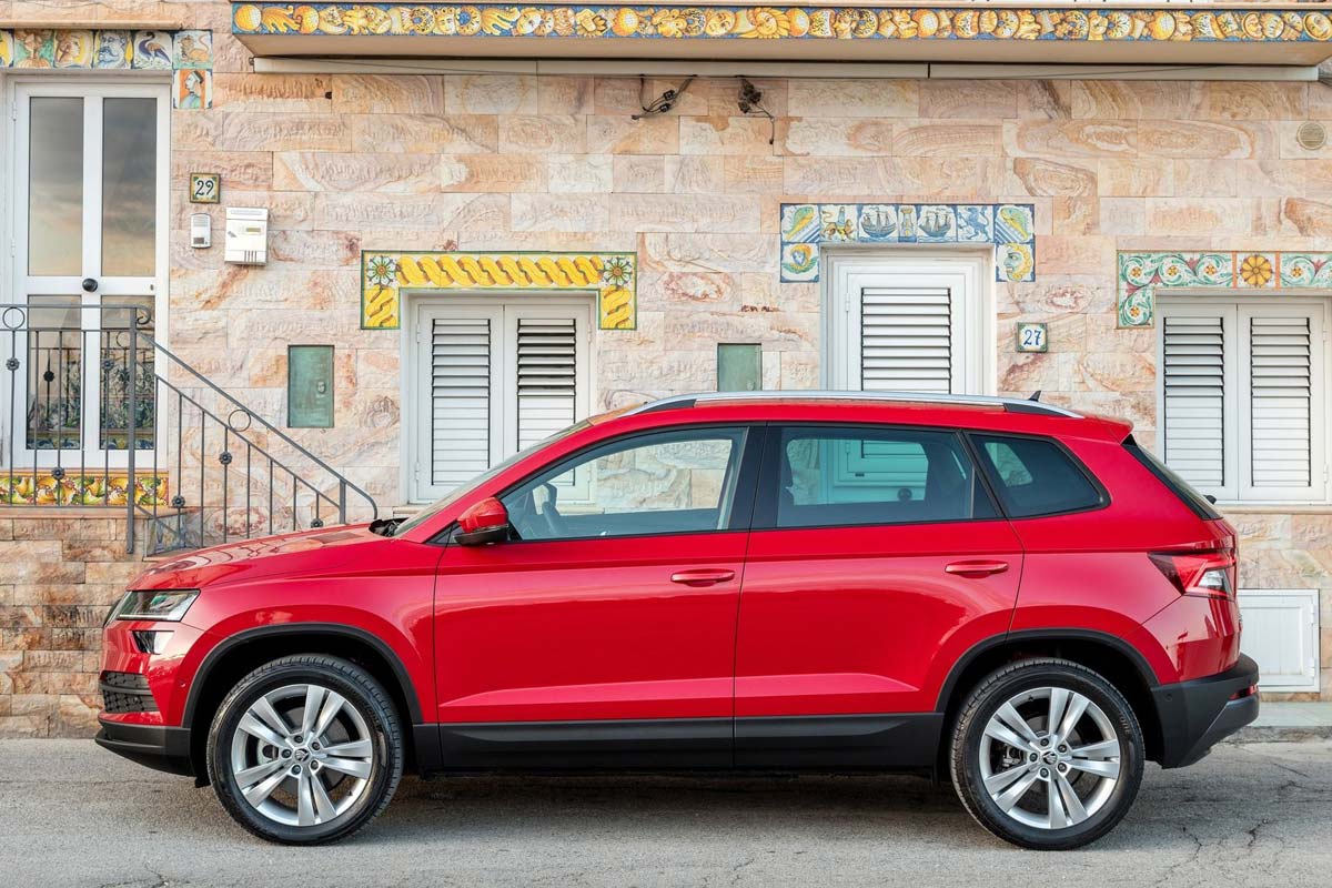 Skoda Karoq. Lateral