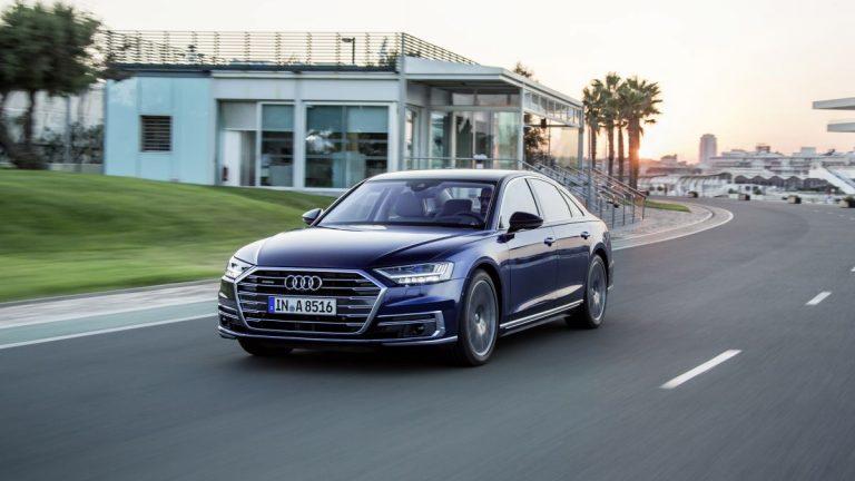 Audi A8 2018 barrido izquierda