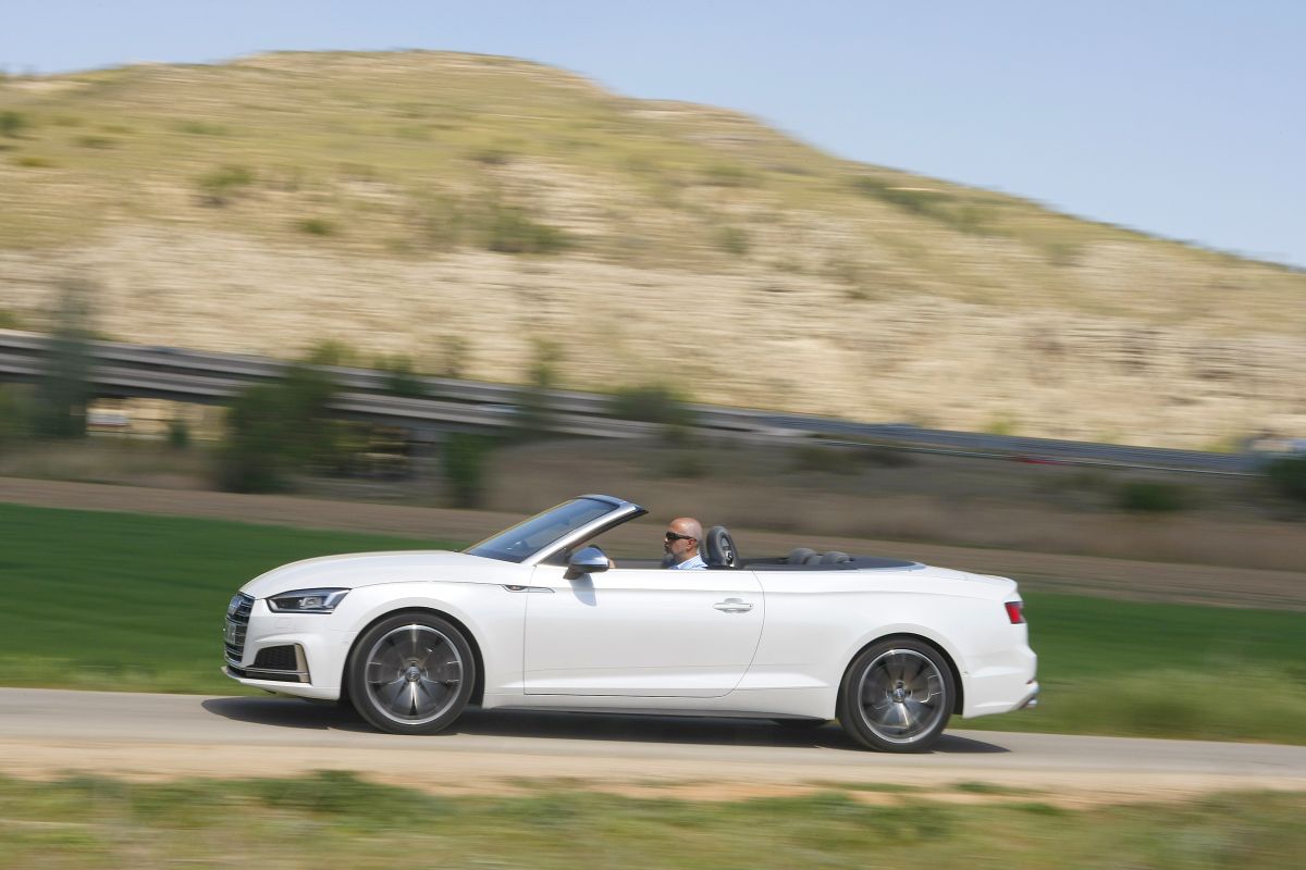 Audi S5 Cabrio 3.0 TFSI. Barrido