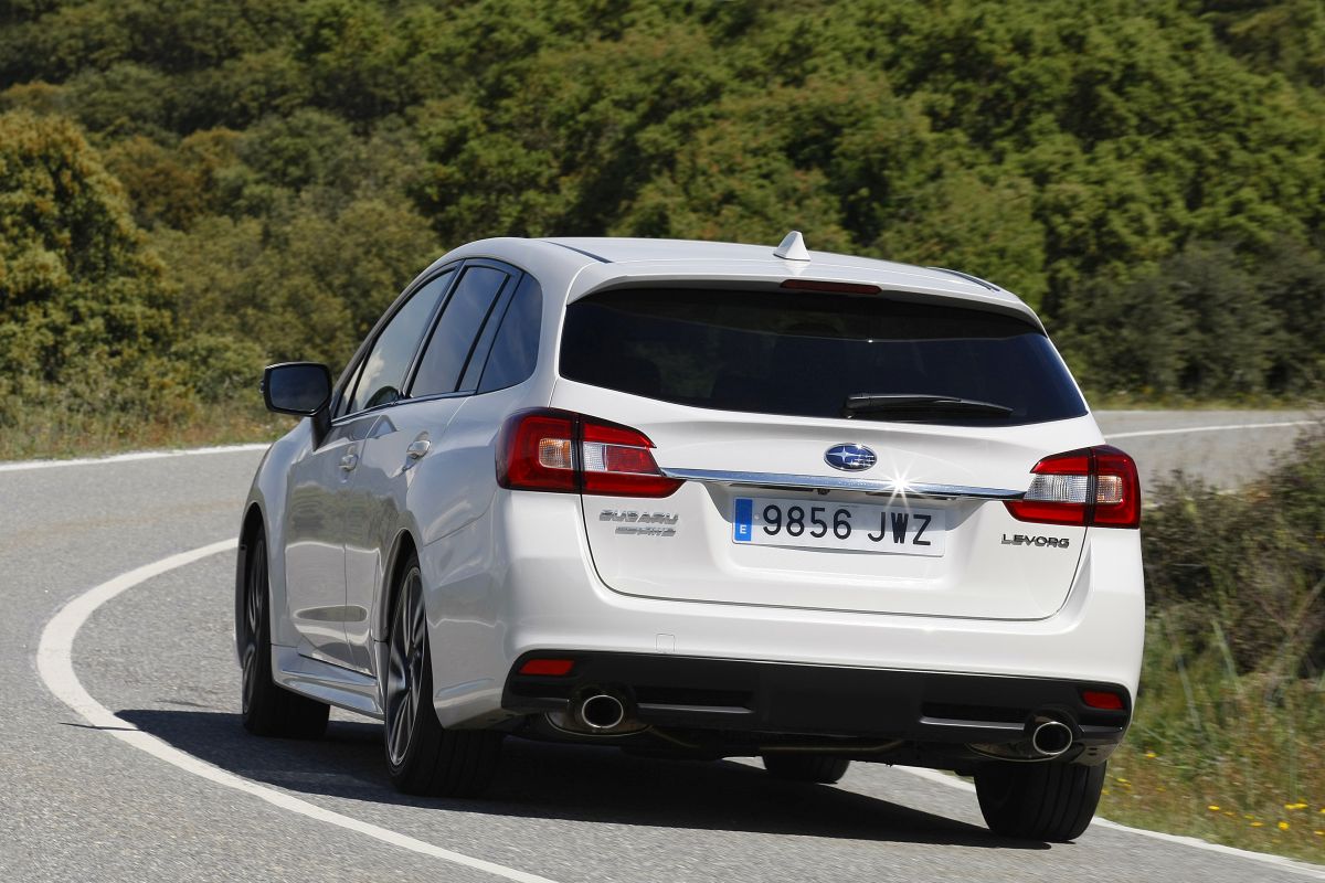 Subaru Levorg 1.6 GT. Trasera