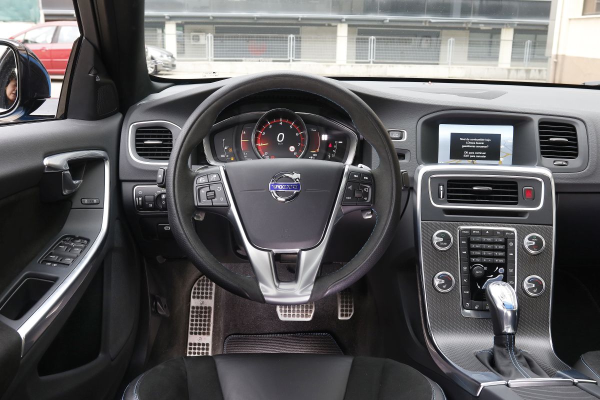 Volvo S60 Polestar. Salpicadero