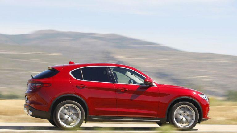 Alfa Romeo Stelvio 2.2 Diesel 210 CV. Barrido a derecha
