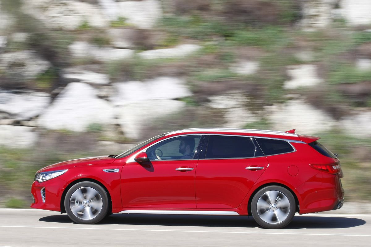 Kia Optima Sportswagon 1.7 CRDI 141 CV. Barrido a izquierda