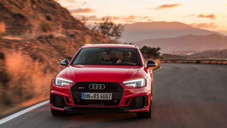 Audi RS 4 Avant 2018 (frontal)