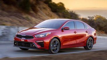 Kia Forte 2019 delantera movimiento