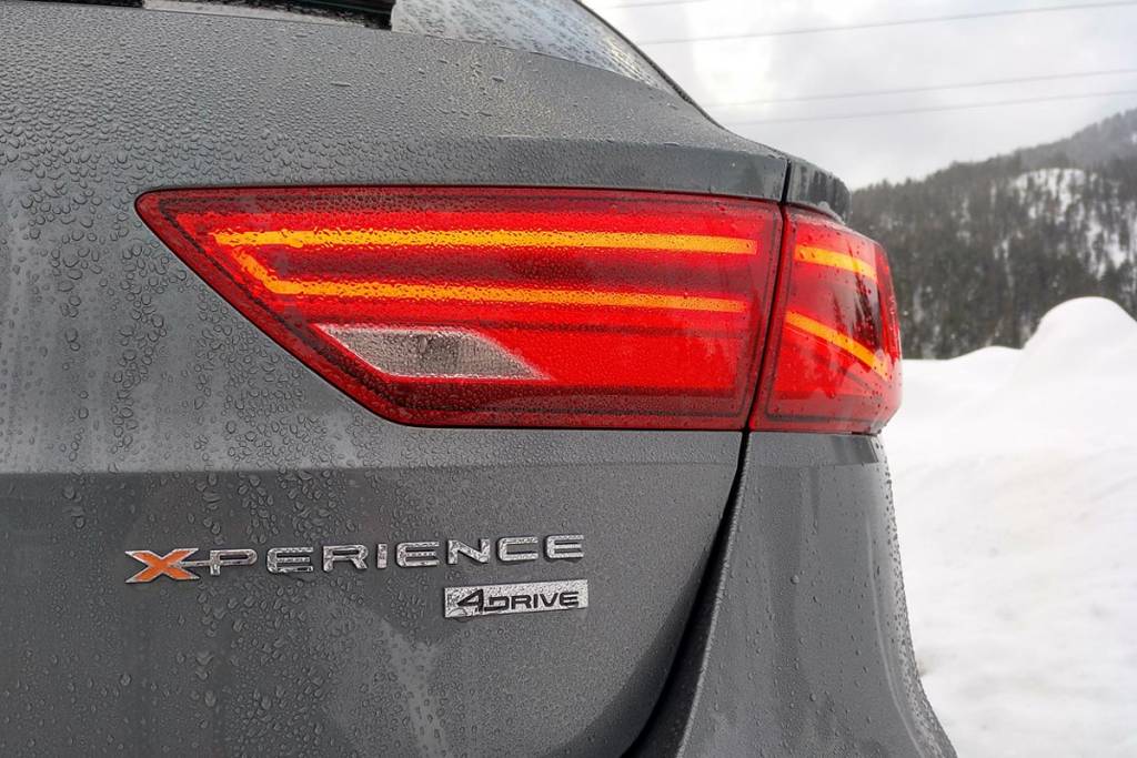 El León ST X-Perience, con 4Drive