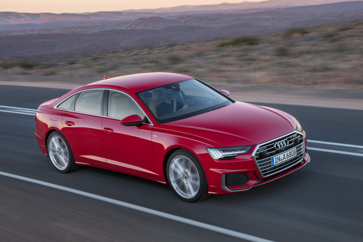 Audi A6 2018, tres cuartos delantero