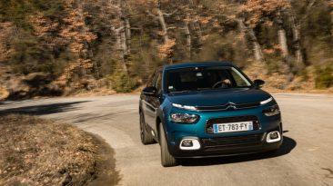 Prueba Citroën C4 Cactus 2018, curva