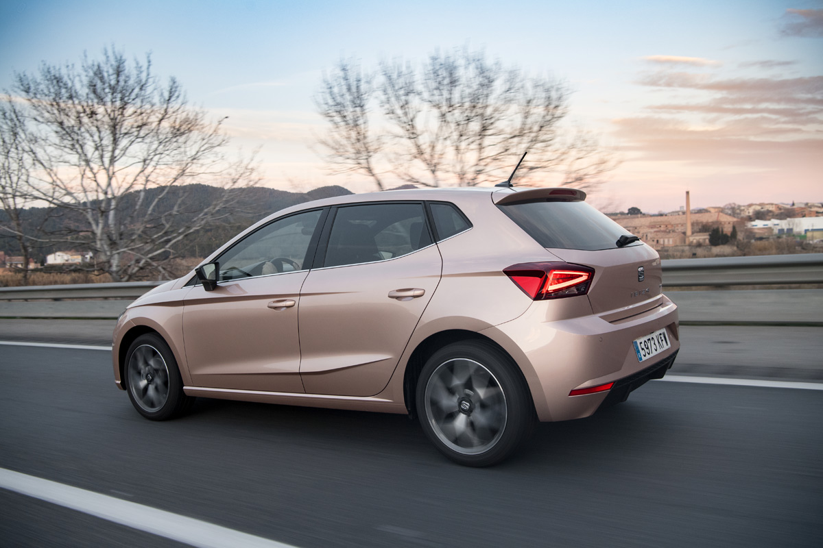 Prueba SEAT Ibiza TGI, lateral