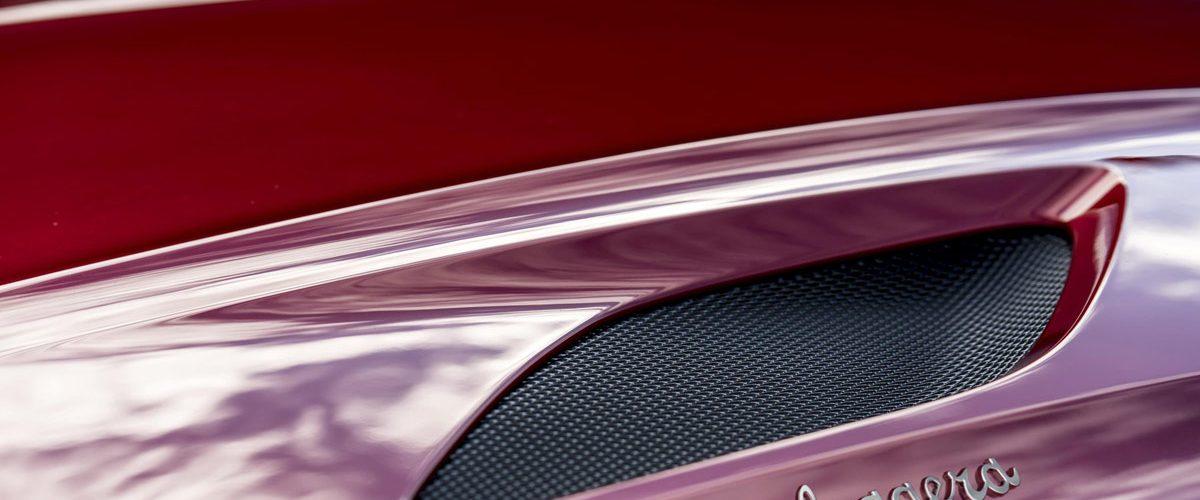 Aston Martin DBS Superleggera