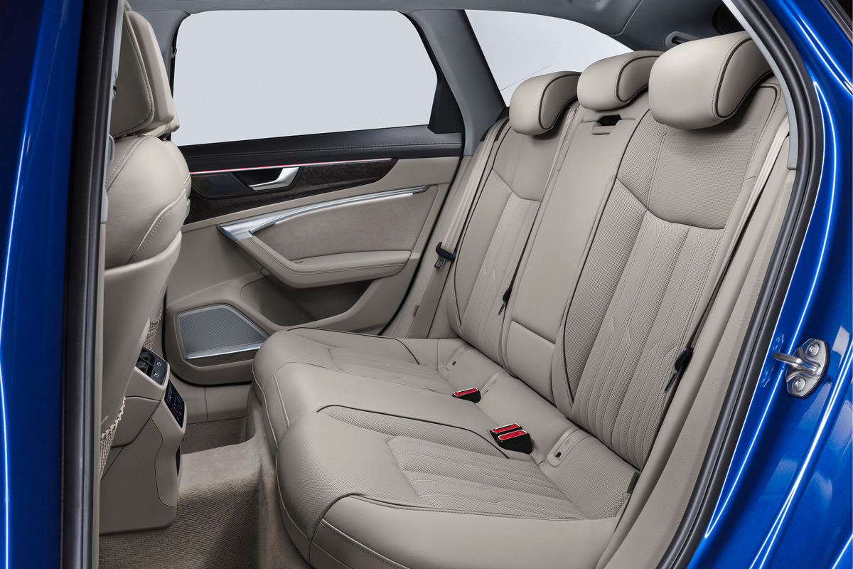 Audi A6 Avant 2018, asientos traseros