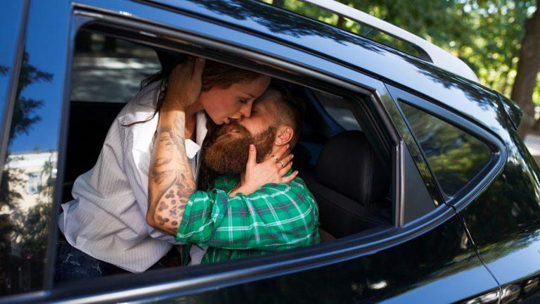 Lugo multará por practicar sexo en el coche